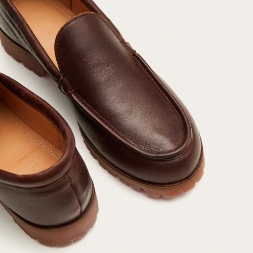 Adam Flats, brown rustic | Balagan Studio