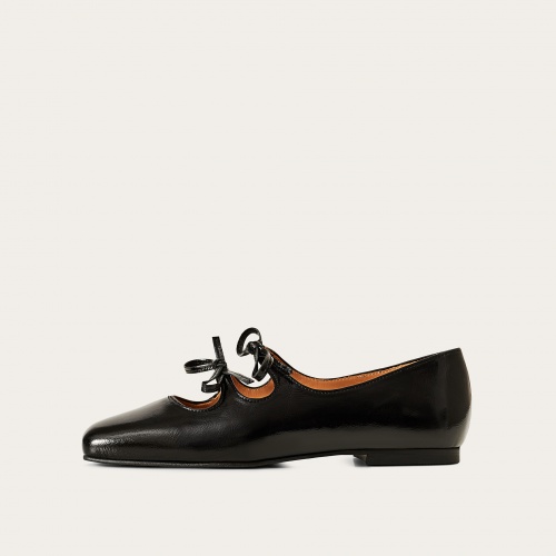 Shirley Ballerina, glossy black | Balagan Studio