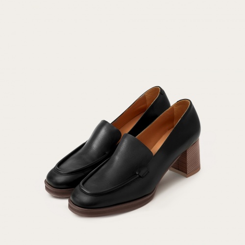 Patrizia pumps, black | Balagan Studio
