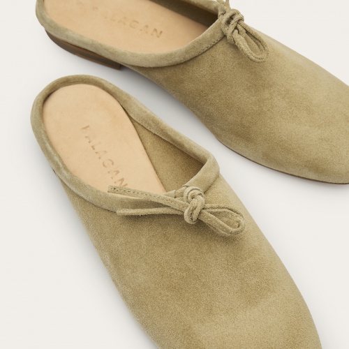 Agadir slides, wheat velvet | Balagan Studio