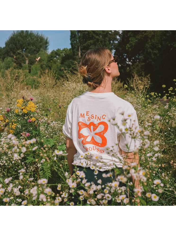 T-shirt MESSING AROUND, white & orange