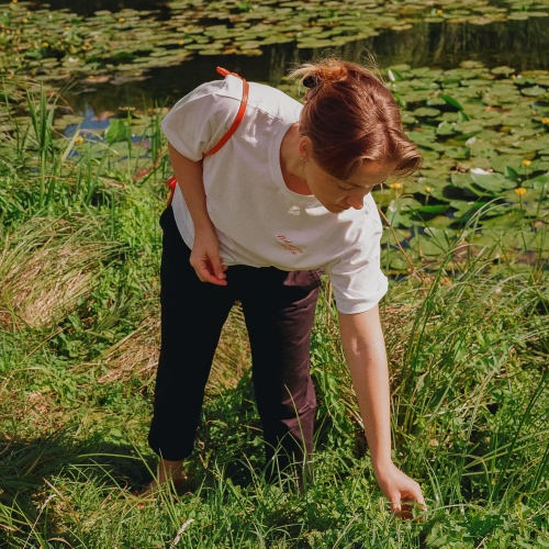 T-shirt MESSING AROUND, white & orange