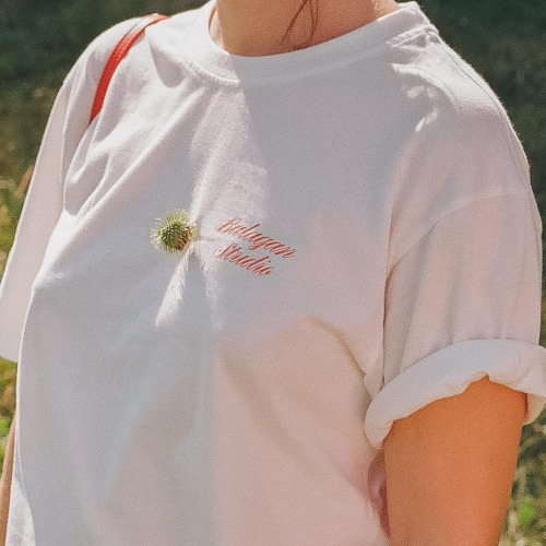 T-shirt MESSING AROUND, biało-pomarańczowy