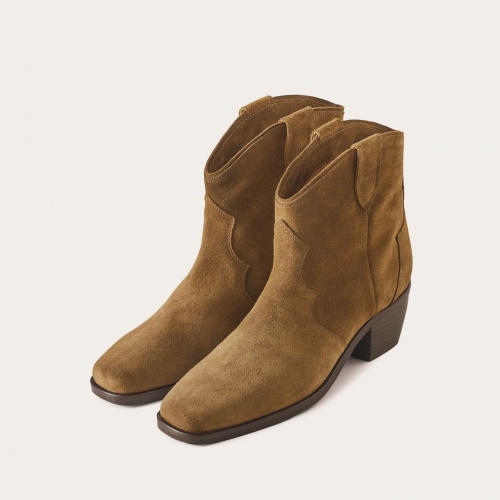 Jesse Cowboy Boots, moos velvet | Balagan Studio