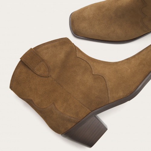 Jesse Cowboy Boots, moos velvet | Balagan Studio