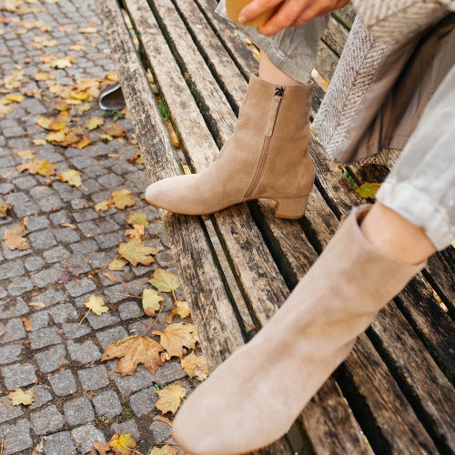 Stav Boots, grey suede OUTLET