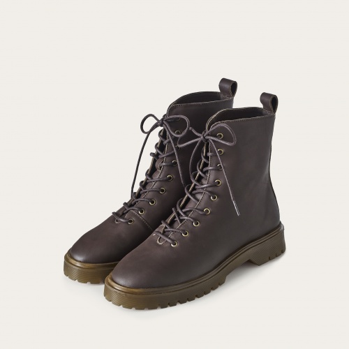 Alaska Boots, waxed brown...