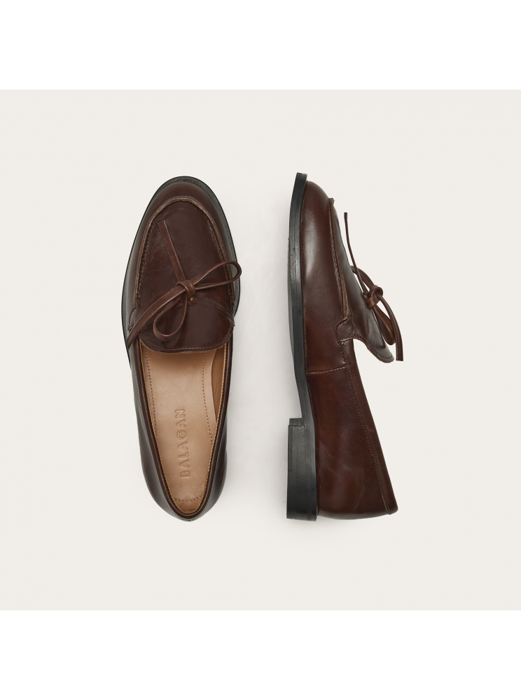 Raphael Flats, brown rustic| Balagan Studio