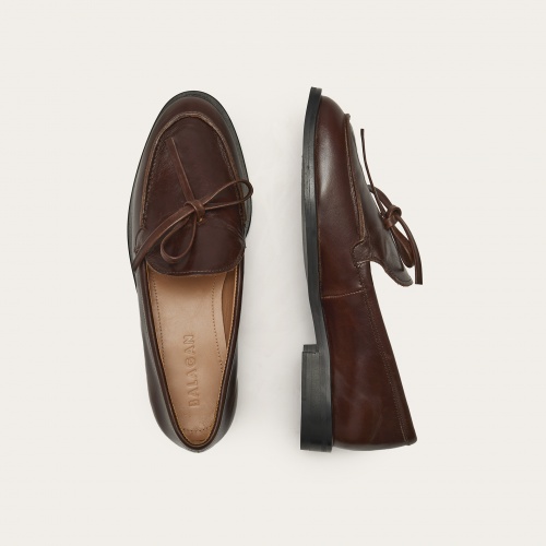 Raphael Flats, brown rustic| Balagan Studio
