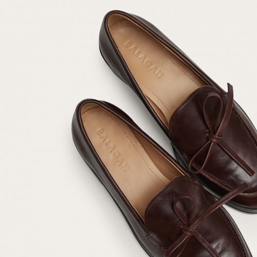 Raphael Flats, brown rustic| Balagan Studio