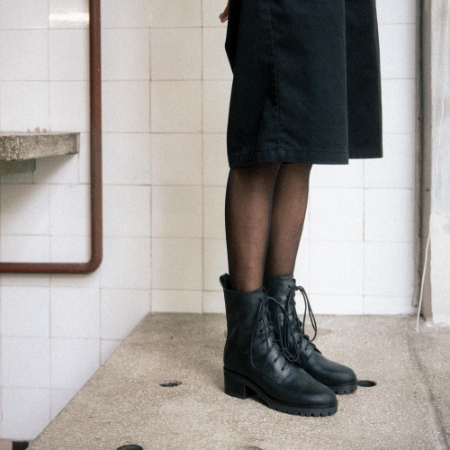 Yehida Boots, waxed black...