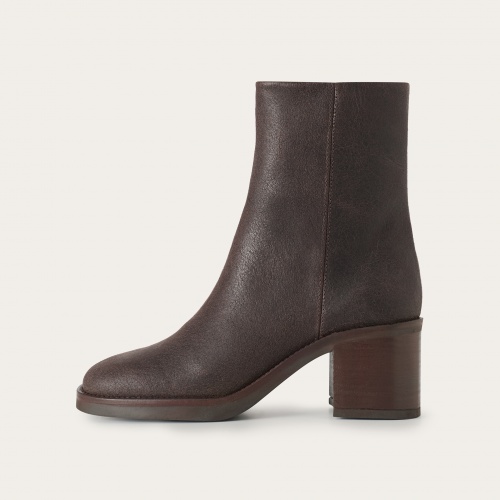 Teken Boots, waxed brown...