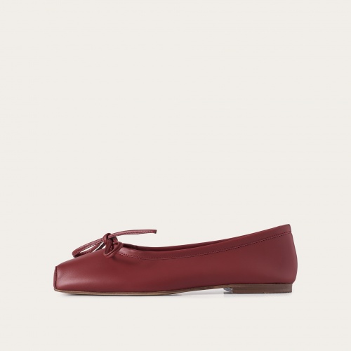 Prima Ballerina, burgundy