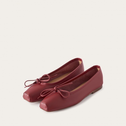 Prima Ballerina, burgundy | Balagan Studio