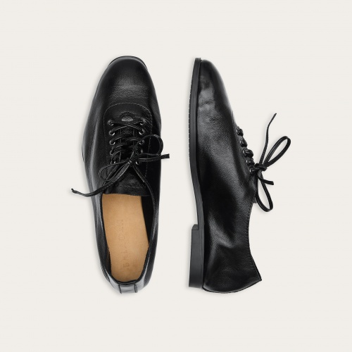 Step Flats, glossy black | Balagan Studio