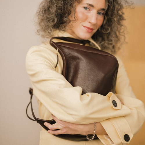 Beatrice Bag M, deep brown