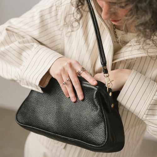 Rofe Vintage Bag M, black | Balagan Studio