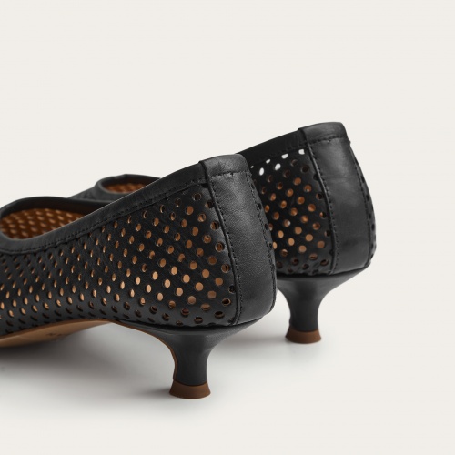 Basel Pumps, black| Balagan Studio