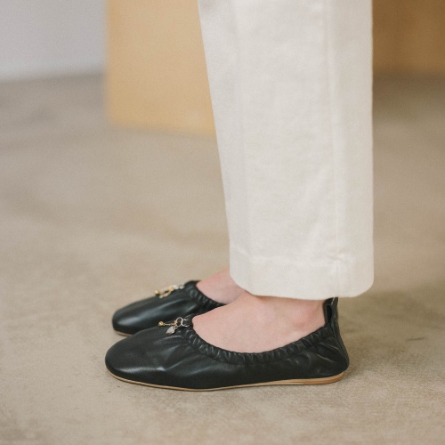 Charms Ballerina, black | Balagan Studio
