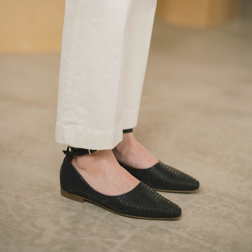 Bijoux Ballerina, black lizard | Balagan Studio