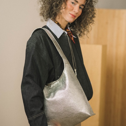 Sak torebka M, srebrny wzór jaszczurki | Balagan Studio