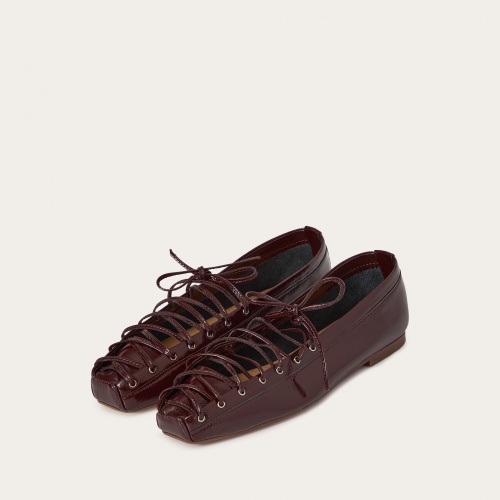 Cleo Ballerina, glossy bordo