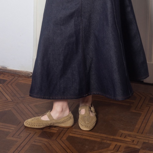 Achla Flats, wheat velvet | Balagan Studio