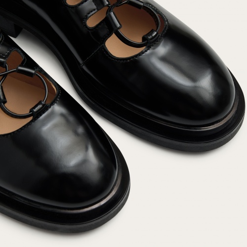 Ruby Flats, glossy black | Balagan Studio