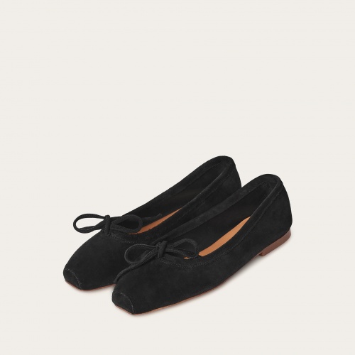 Prima Ballerina, black velvet | Balagan Studio