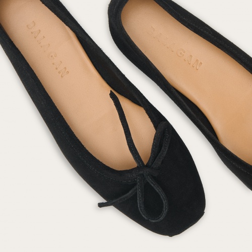 Prima Ballerina, black velvet | Balagan Studio