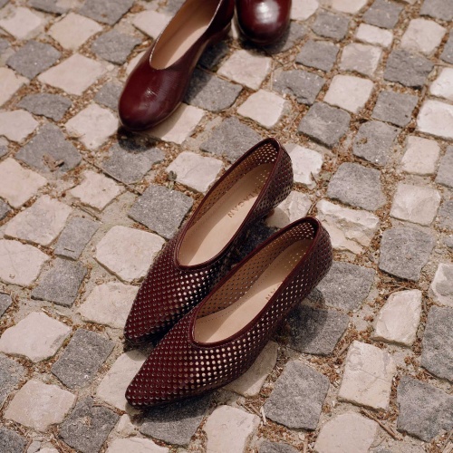 Basel Pumps, glossy bordo| Balagan Studio