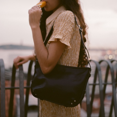 Oma Bag M, black | Balagan Studio