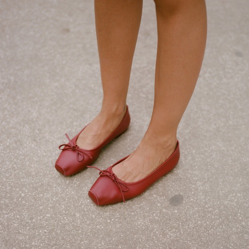 Prima Ballerina, burgundy | Balagan Studio