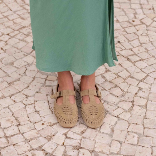 Achla Flats, wheat velvet | Balagan Studio