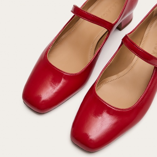 Dora Low Heels, glossy red | Balagan Studio