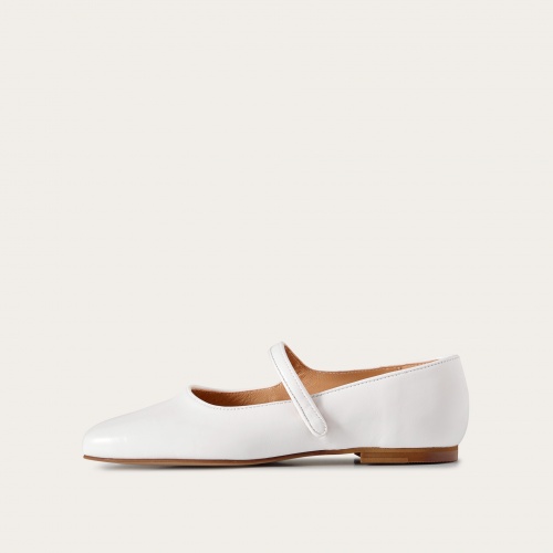 Pass Ballerina, glossy white | Balagan Studio