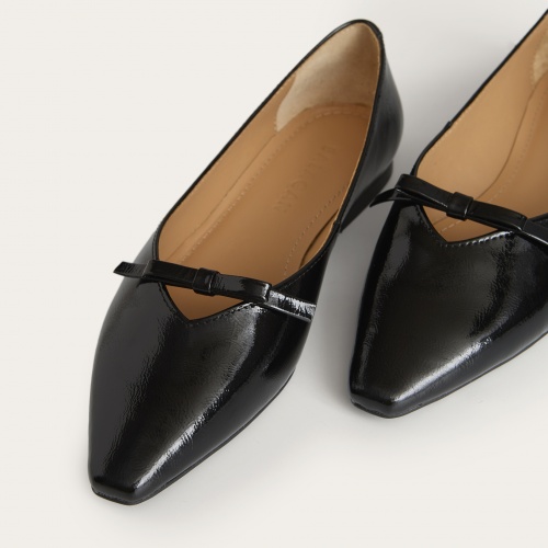 Pliya Ballerina, glossy black | Balagan Studio