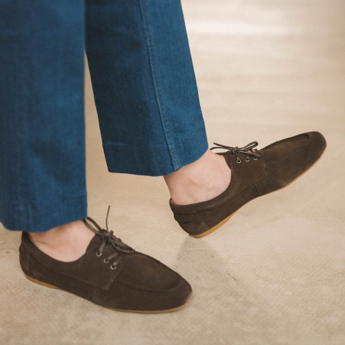 Captain Flats, dark chocolate velvet | Balagan Studio
