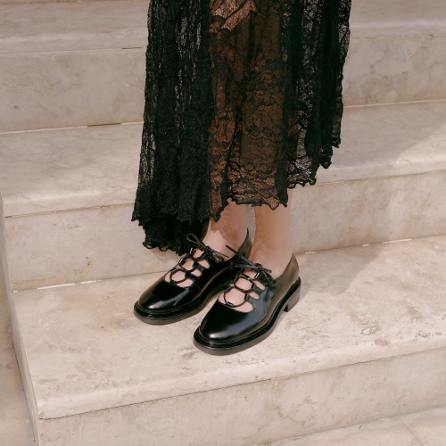 Ruby Flats, glossy black | Balagan Studio
