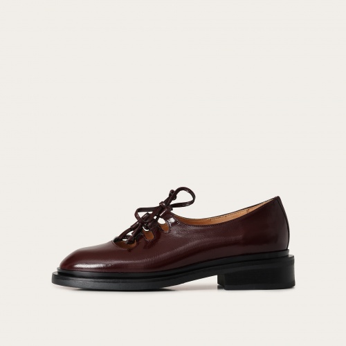 Ruby Flats, glossy bordo | Balagan Studio