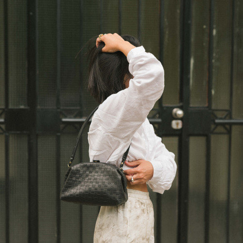 Hug Bag M, matte black braid | Balagan Studio