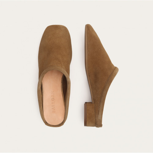 Clementine slides, caramel velvet | Balagan Studio