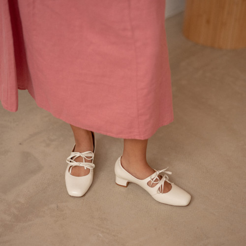 Greta Heels, glossy white | Balagan Studio