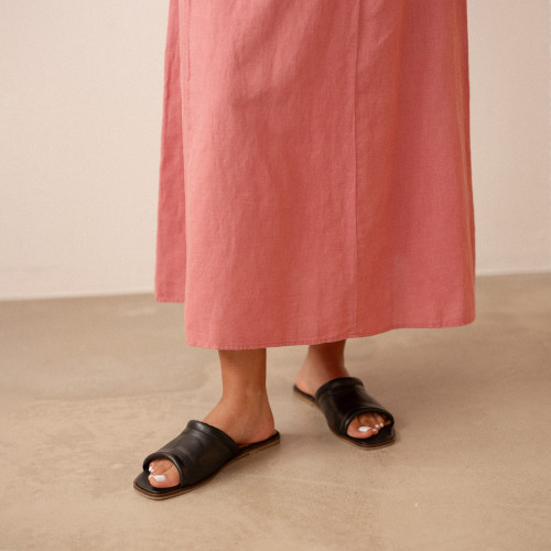 Karit slides, black | Balagan Studio