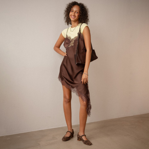 Dora czółenka na niskim obcasie, cętki welur | Balagan Studio