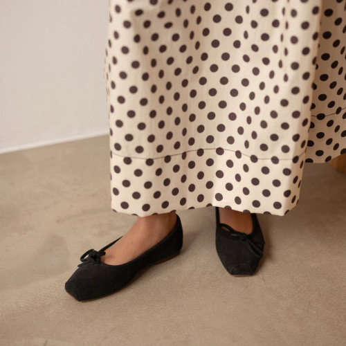 Prima Ballerina, black velvet | Balagan Studio