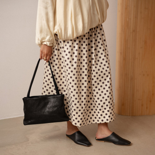 Bayit slides, black | Balagan Studio