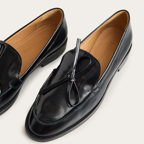 Raphael Flats, glossy black| Balagan Studio