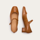 Dora Low Heels, glossy caramel