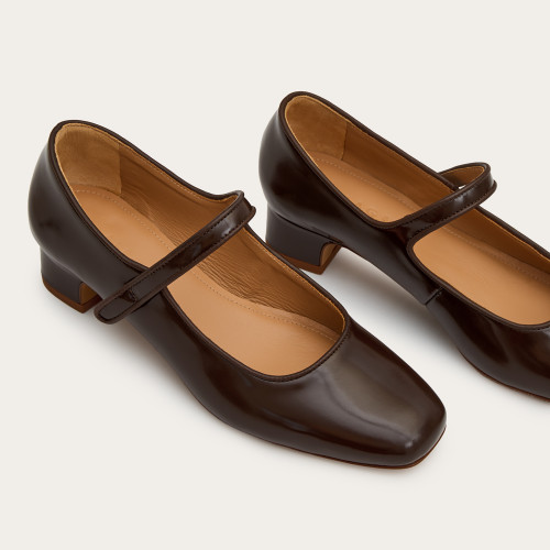Dora Low Heels, glossy brown | Balagan Studio